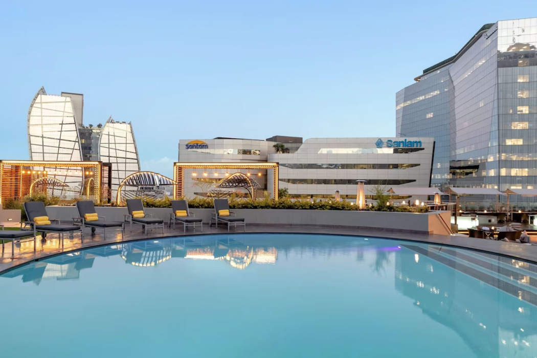 Swimming pool-spa