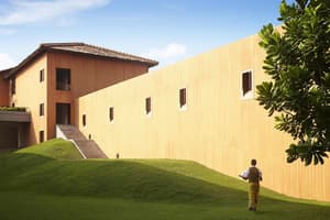 thumbnail: Exterior