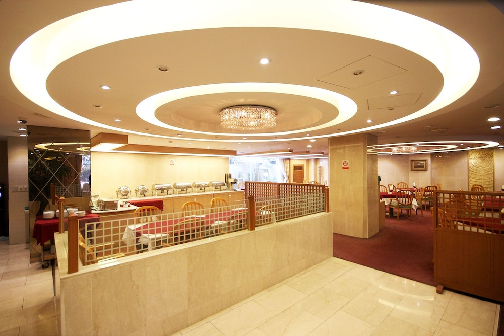 Restaurant-cafeteria