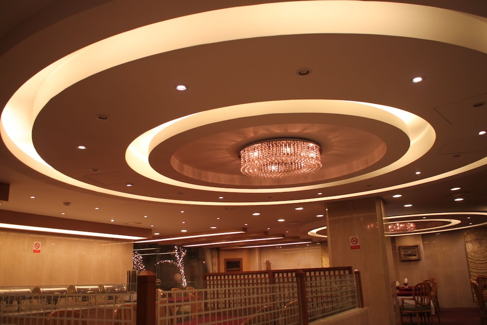 Restaurant-cafeteria