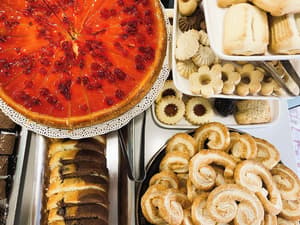 thumbnail: Breakfast buffet