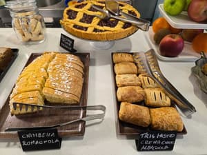 thumbnail: Breakfast buffet