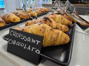 thumbnail: Breakfast buffet