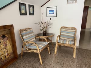thumbnail: Interior entrance