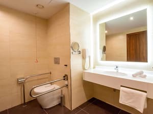 thumbnail: Bathroom