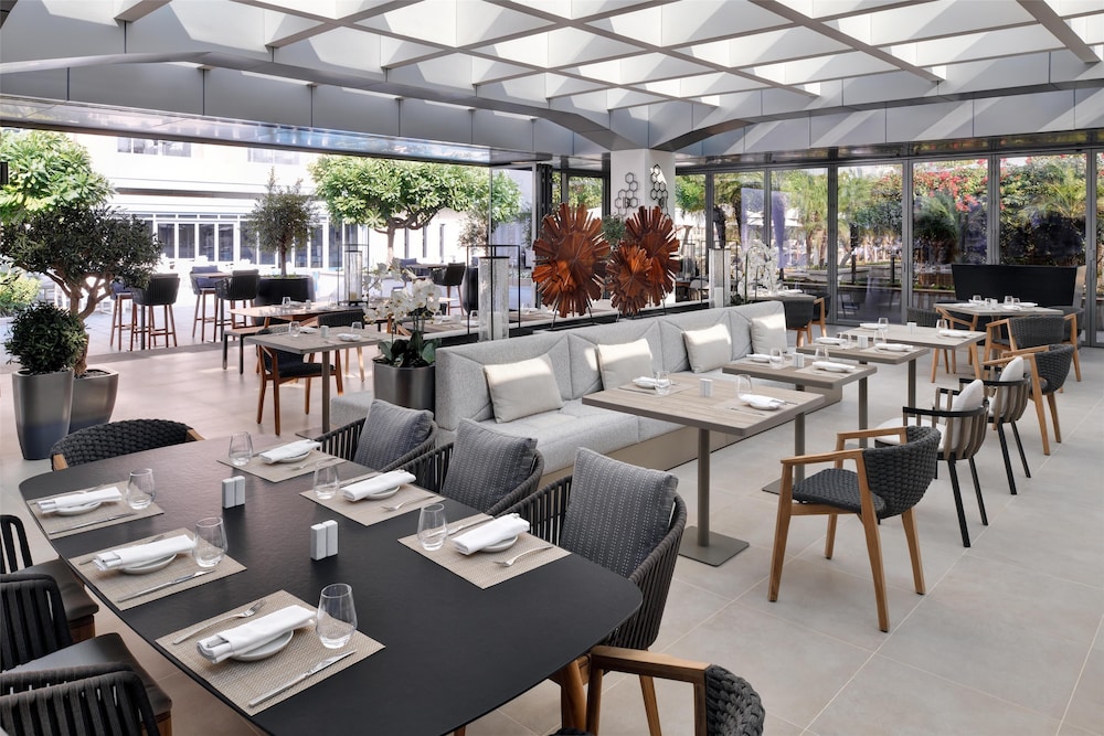 Restaurant-cafeteria