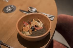thumbnail: Restaurant