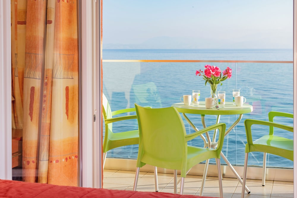 Beach/ocean view