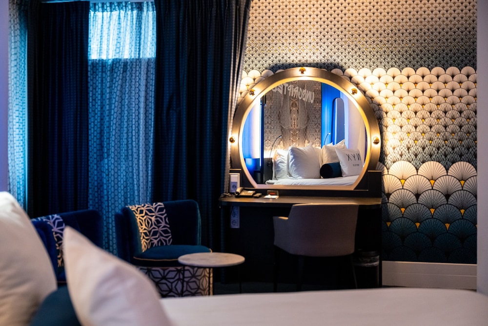 Room amenity