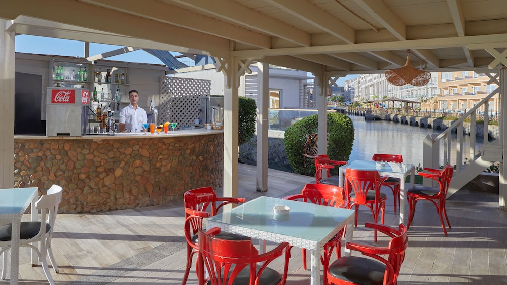 Beach bar