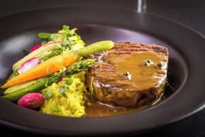 thumbnail: Restaurant