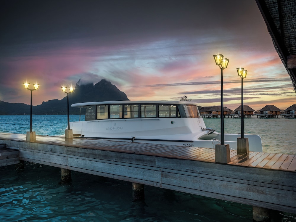 Airport shuttle