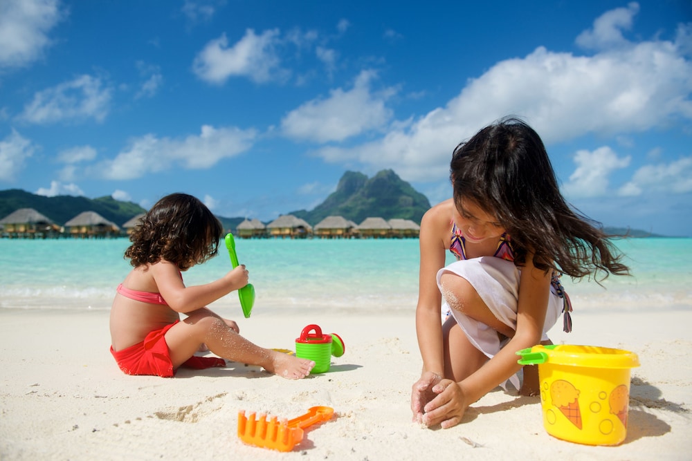 Children's play area - outdoor