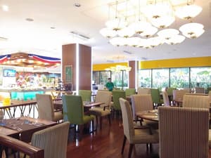 thumbnail: Restaurant