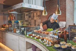 thumbnail: Restaurant