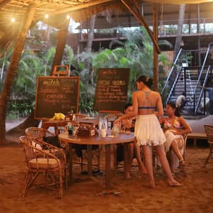 thumbnail: Restaurant