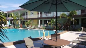 thumbnail: Pool