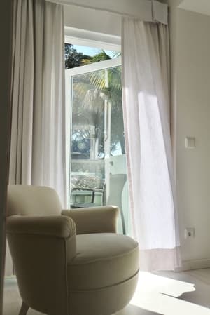 thumbnail: Interior detail