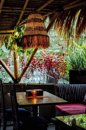 thumbnail: Restaurant