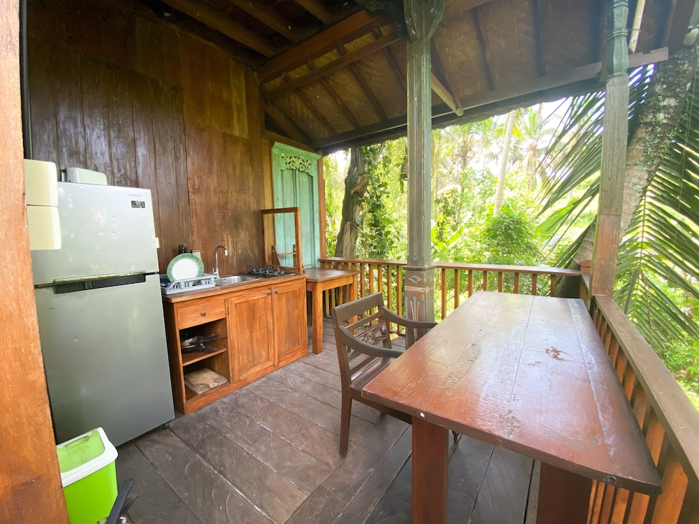 Shared kitchen facilities