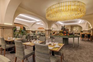 thumbnail: Restaurant
