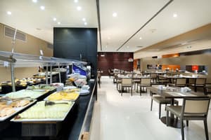 thumbnail: Breakfast area