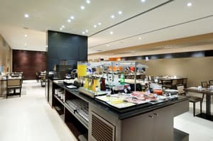 thumbnail: Bar (on property)