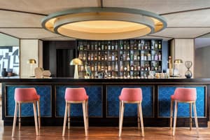thumbnail: Bar (on property)