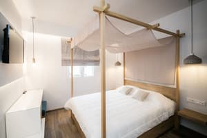 thumbnail: Interior