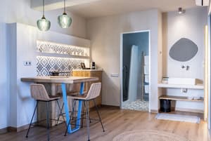 thumbnail: Living area