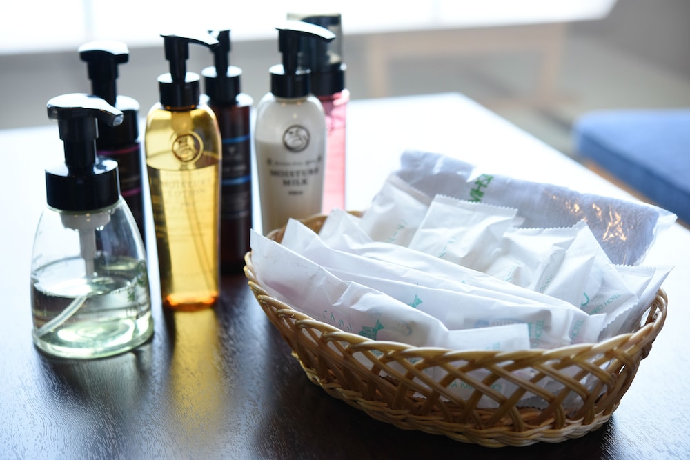Bathroom amenities