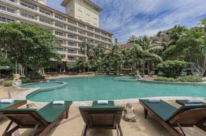 thumbnail: Outdoor pool