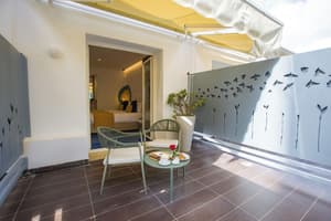 thumbnail: Terrace/patio