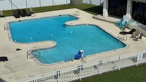 thumbnail: Pool