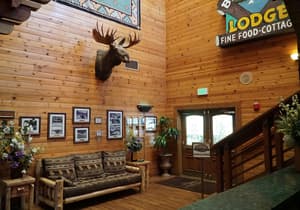thumbnail: Restaurant