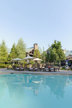 thumbnail: Outdoor pool