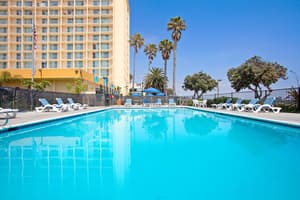 thumbnail: Pool