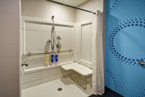 Tru by Hilton Fort Wayne, IN