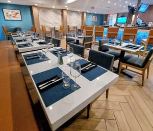 thumbnail: Restaurant