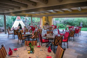 thumbnail: Restaurant