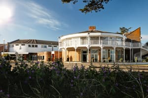 thumbnail: Exterior