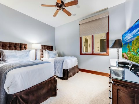 PH301 Bedroom