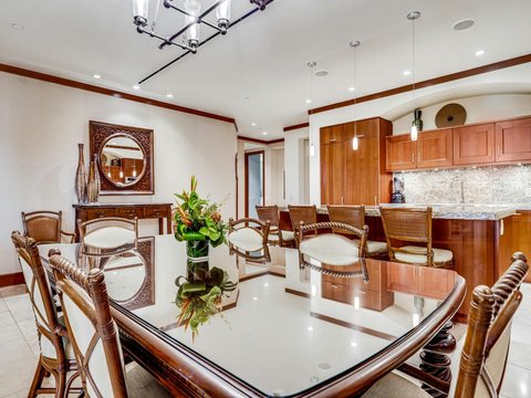 PH301 Dining