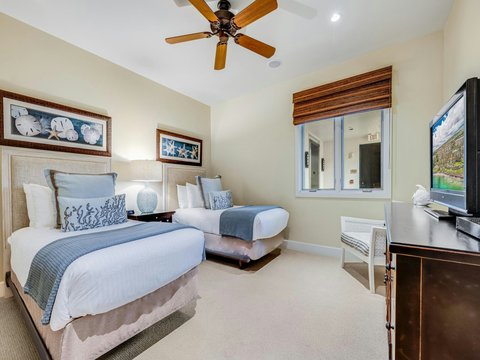 PH307 Bedroom