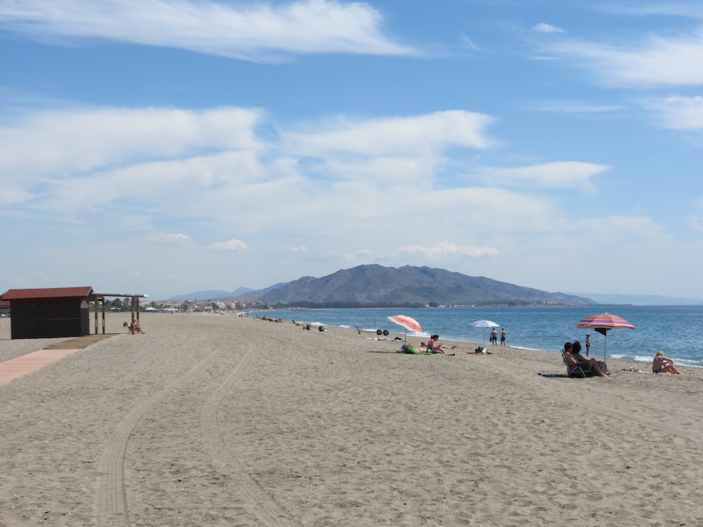 Beach/ocean view