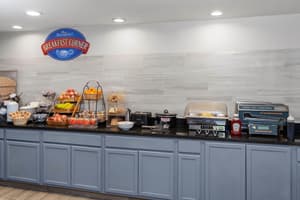 thumbnail: Breakfast area