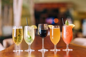 thumbnail: Bar (on property)