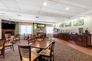 thumbnail: Business center