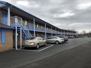 thumbnail: Exterior