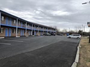 thumbnail: Exterior